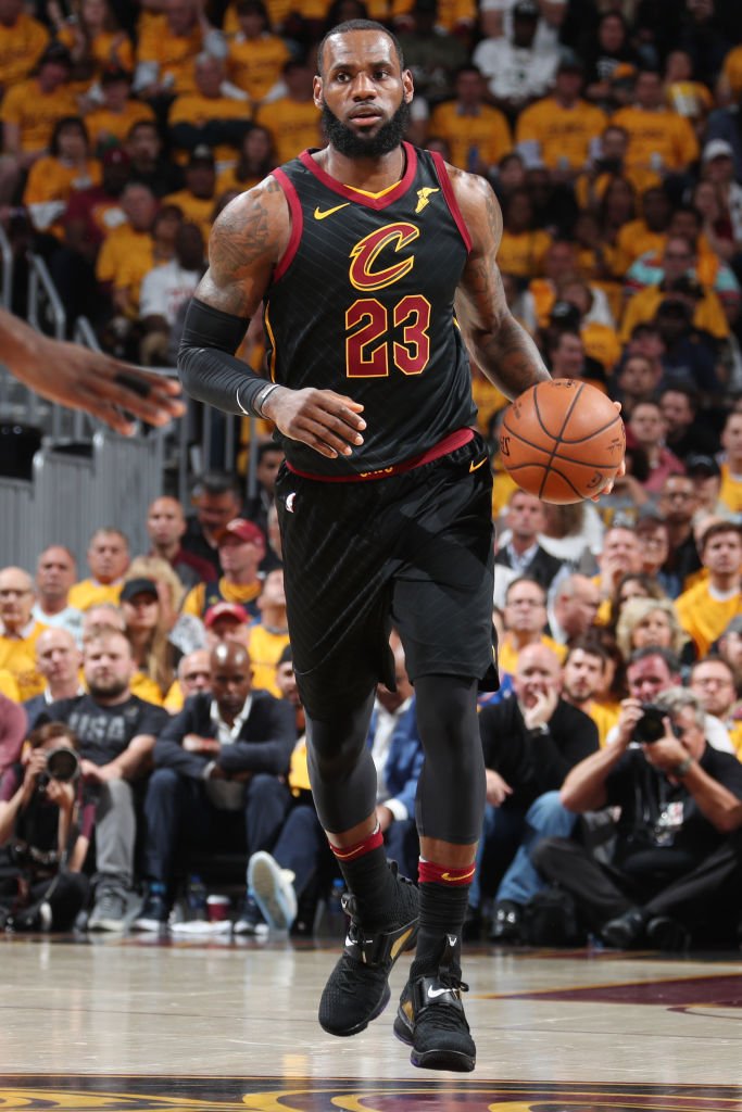 是一场生死, 于屏住呼吸, 方的防守强